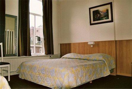 Hotel De Westertoren Amesterdão Comodidades foto